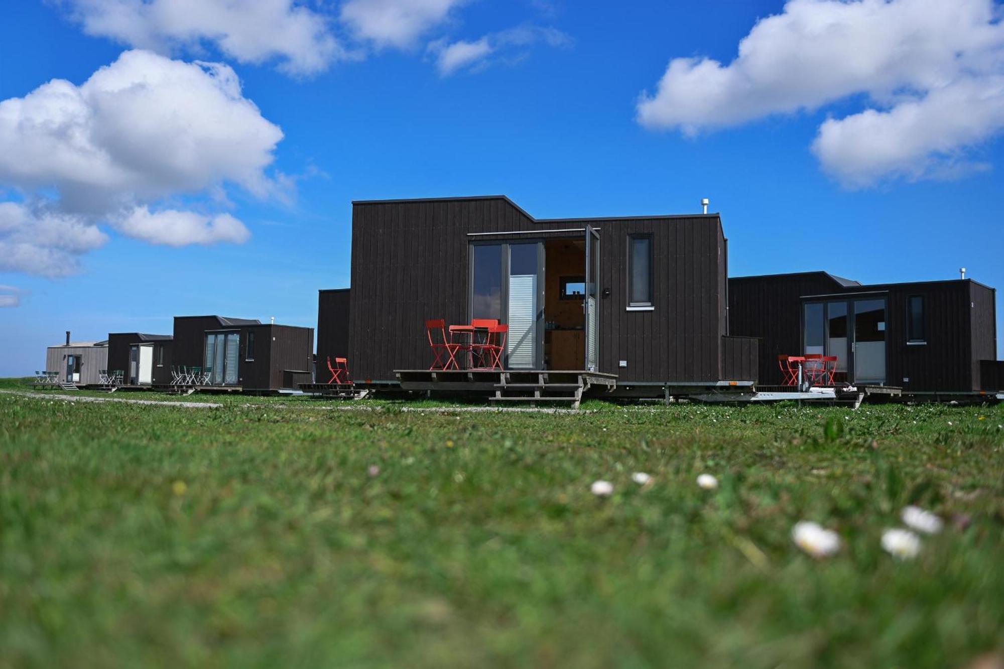 Tiny House Nature 2 Innenlage - Green Tiny Village Harlesiel Каролинензил Екстериор снимка
